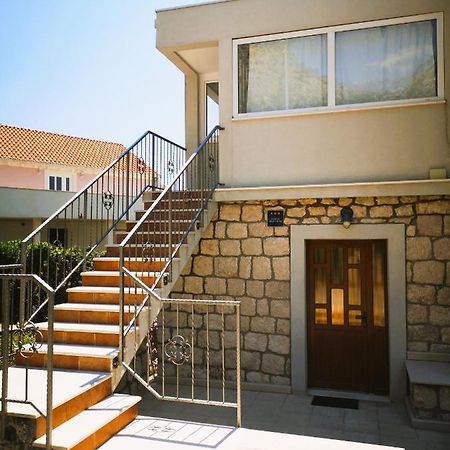 מליני Laguna Apartment מראה חיצוני תמונה