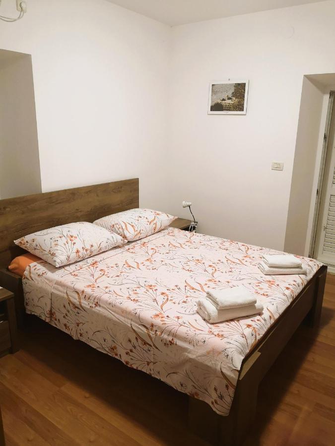 מליני Laguna Apartment מראה חיצוני תמונה